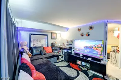 23 Hawkins St, Newark, NJ 07105 - Photo 15