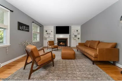 25 Fawn Dr, Raritan Township, NJ 08822 - Photo 9