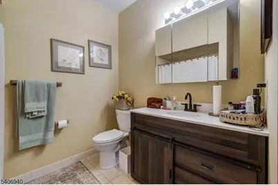 6411 Richmond Rd #411, West Milford, NJ 07480 - Photo 17