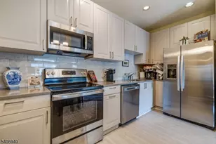 6411 Richmond Rd, West Milford, NJ 07480 - Photo 11