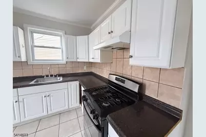 106 N 16th St #1, East Orange, NJ 07017 - Photo 3