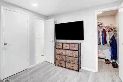 352A N Oraton Pkwy, East Orange, NJ 07017 - Photo 19