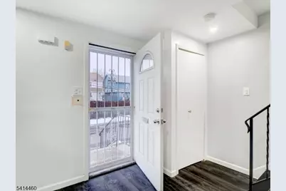 352A N Oraton Pkwy, East Orange, NJ 07017 - Photo 3
