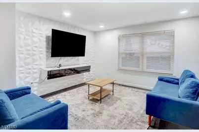 352A N Oraton Pkwy, East Orange, NJ 07017 - Photo 5