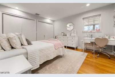 1070 Cumbermeade Rd, Fort Lee, NJ 07024 - Photo 21