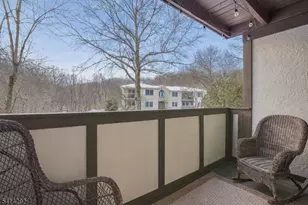 10C Heritage Dr, Chatham Township, NJ 07928 - Photo 11