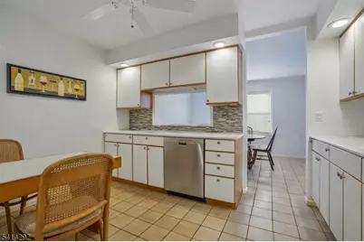 10C Heritage Dr #C, Chatham Township, NJ 07928 - Photo 5