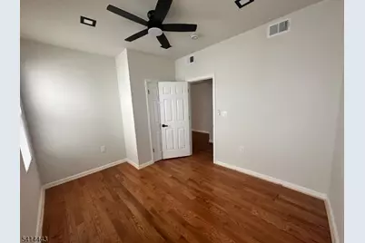 134 Isabella Ave #1, Newark, NJ 07106 - Photo 9