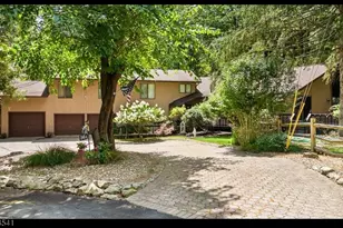 56 A Sleepy Hollow Rd, Byram Township, NJ 07821 - Photo 1