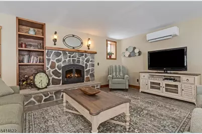 14 W Cherry Tree Ln, Sparta Township, NJ 07871 - Photo 5