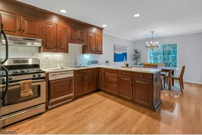 299 Riveredge Dr, Chatham Township, NJ 07928 - Photo 9