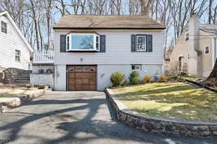 83 Chestnut Hill Dr W, Denville, NJ 07834 - Photo 29