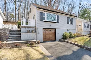 83 Chestnut Hill Dr W, Denville, NJ 07834 - Photo 1