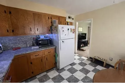 83 Chestnut Hill Drive West, Denville, NJ 07834 - Photo 5