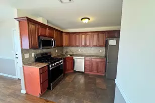 83 Broadway, Elizabeth, NJ 07206 - Photo 1