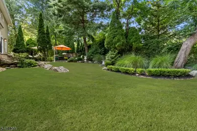 9 Woodland Ct, Wayne, NJ 07470 - Photo 27