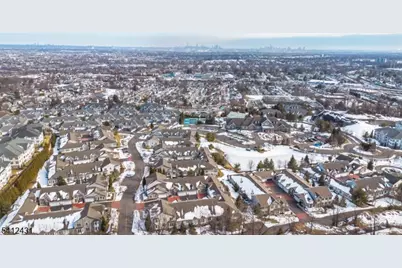 7 Graphite Dr, Woodland Park, NJ 07424 - Photo 5