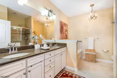 7 Graphite Dr, Woodland Park, NJ 07424 - Photo 11