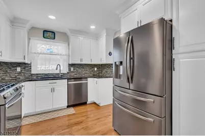 871 Tabor Rd, Parsippany, NJ 07950 - Photo 9