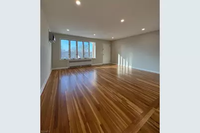 639 Oakdene Ave, Ridgefield, NJ 07657 - Photo 3