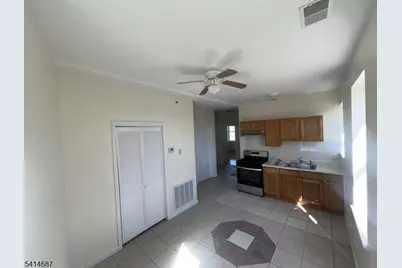 250 South Orange Avenue, Newark, NJ 07103 - Photo 3