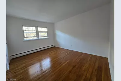 87 Elm Rd, Caldwell, NJ 07006 - Photo 3