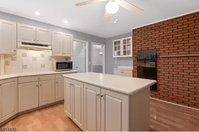 1 Crest Dr, Bernards Township, NJ 07920 - Photo 9