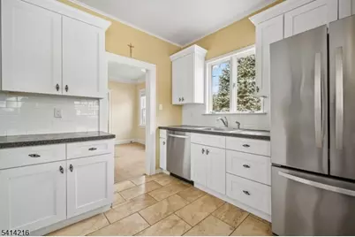 239 Washington St, Berkeley Heights Township, NJ 07922 - Photo 9