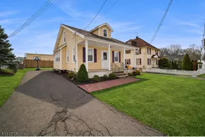 239 Washington St, Berkeley Heights Township, NJ 07922 - Photo 1