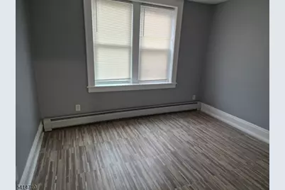 75-77 Center St #5, Clifton, NJ 07011 - Photo 5