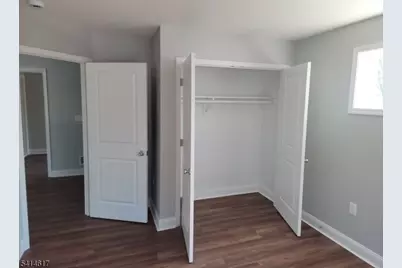 122 Rose Ter, Newark, NJ 07108 - Photo 7