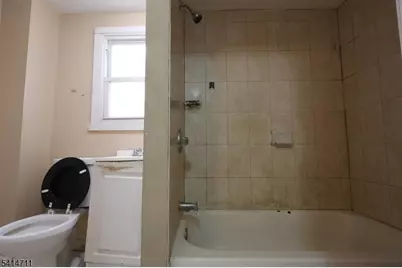 273 S 18th St, Newark, NJ 07103 - Photo 17