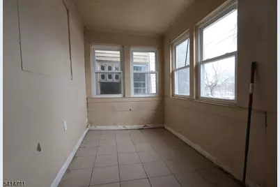 273 S 18th St, Newark, NJ 07103 - Photo 3