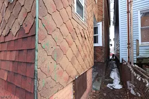 273 S 18th St, Newark, NJ 07103 - Photo 31