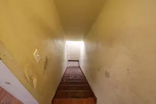 273 S 18th St, Newark, NJ 07103 - Photo 13