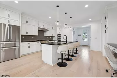 27 Brambling Rd, Berkeley Heights Township, NJ 07922 - Photo 5