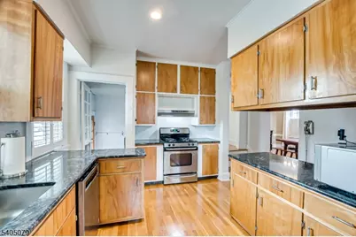 477 Irvington Ave, Elizabeth, NJ 07208 - Photo 21