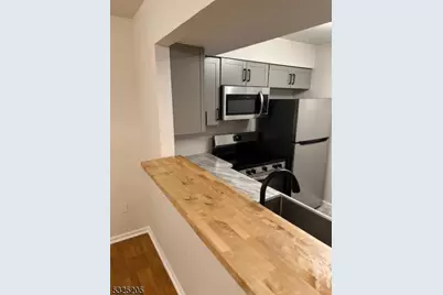 257 Kingbird Ct, Readington, NJ 08887 - Photo 9