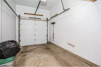 15H Kensington Rd, Chatham Township, NJ 07928 - Photo 19