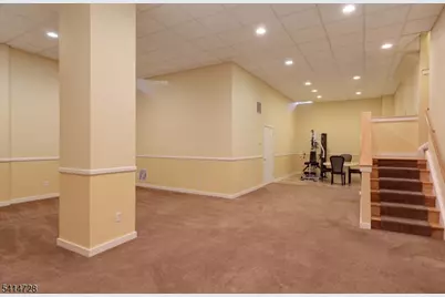 8 Union Hill Rd, Denville, NJ 07834 - Photo 25