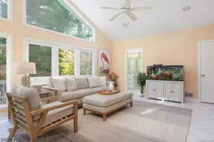 8 Union Hill Rd, Denville, NJ 07834 - Photo 11