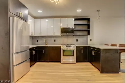 623 38th St, Union City, NJ 07087 - Photo 3