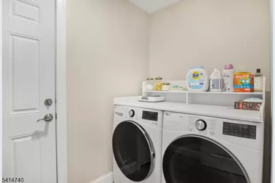 279 De Rose Ct, West Orange Township, NJ 07052 - Photo 15