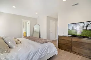 279 De Rose Ct, West Orange Township, NJ 07052 - Photo 17