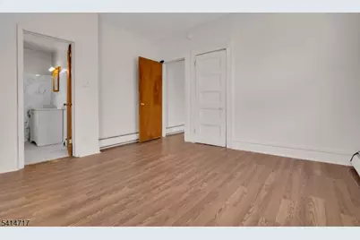 23 Washington Ter, East Orange, NJ 07017 - Photo 5