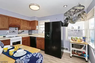 1314 Wood Valley Rd, Mountainside, NJ 07092 - Photo 15