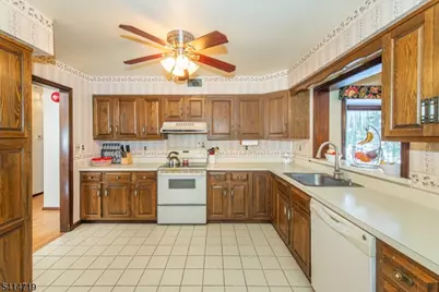 181 Center Grove Rd, Randolph Township, NJ 07869 - Photo 11