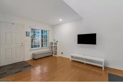 14 Tory Court, Bedminster Township, NJ 07921 - Photo 17