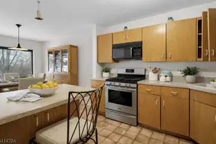 1462 Stephanie Dr, North Caldwell, NJ 07006 - Photo 5