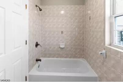 139 Inslee Pl, Elizabeth, NJ 07206 - Photo 9